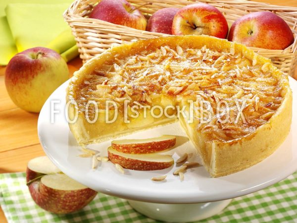 Apfelkuchen mit Mandelstiften