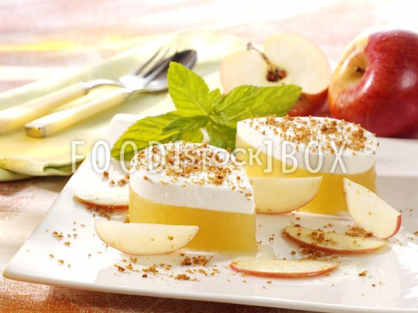 Apfelkompott mit Ziegenkäse