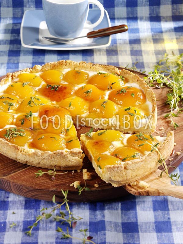 Aprikosenkuchen mit Thymian 2