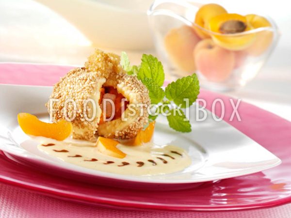 Aprikosen-Sesam-Knödel