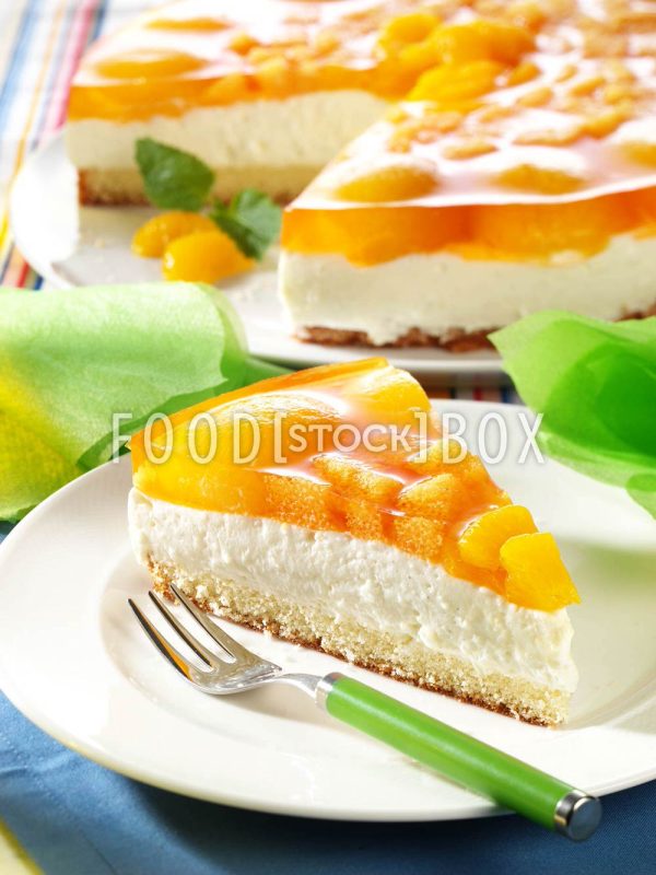Aprikosentorte mit Joghurt
