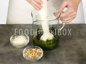 Bärlauch-Pesto Step