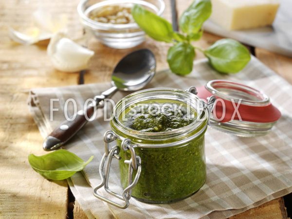 Basilikum-Pesto 2