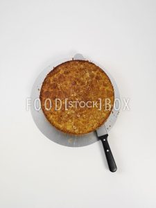 Bienenstich-Torte  Step 5