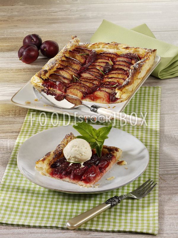 Blätterteig-Pflaumen-Kuchen