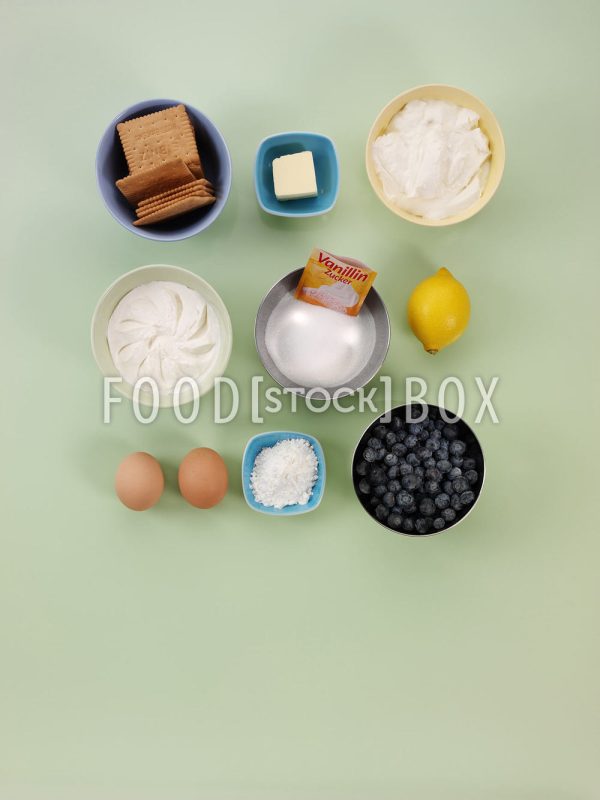 Blueberry-Cheesecake Step 1