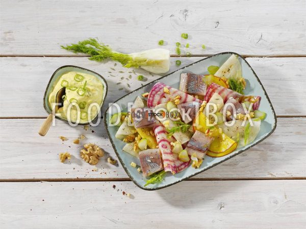 Bunte Beete-Salat mit Matjes