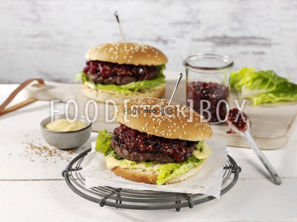 Burger mit Preiselbeeren 2
