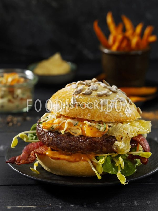 Burger ‚ÄûWild-Style! Mit Cole Slaw