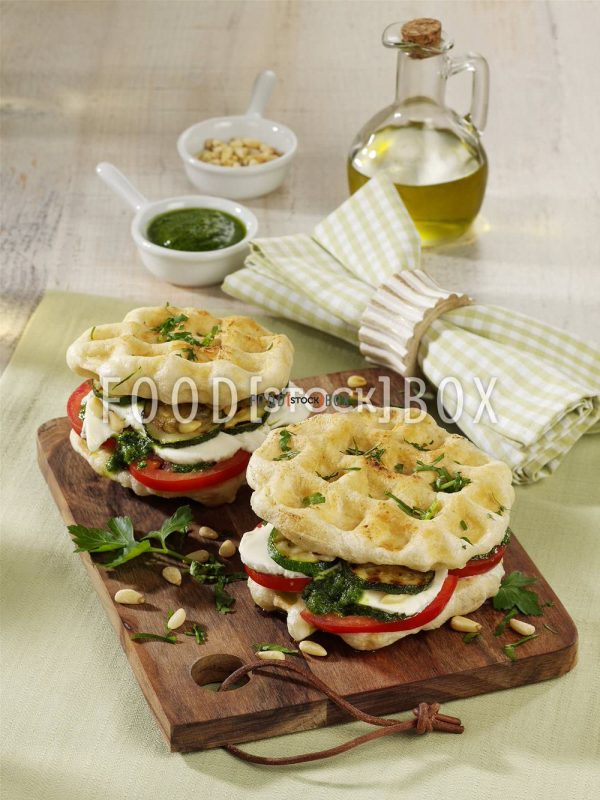 Ciabatta-Waffeln mit Mozzarella