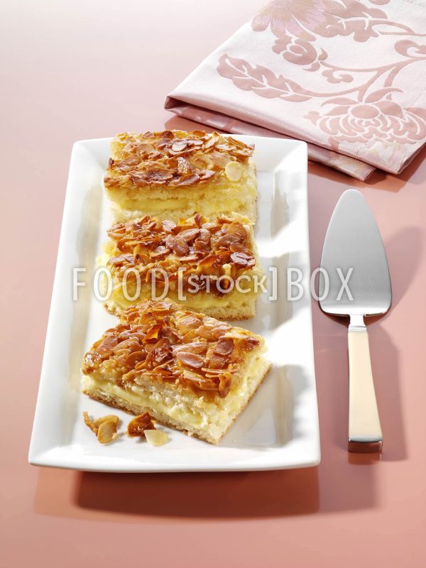 Bienenstich aus Hefeteig