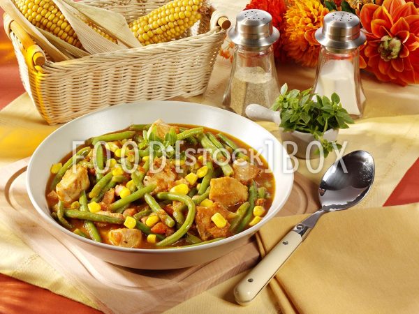 Bohnen-Mais-Eintopf mit Geflügel