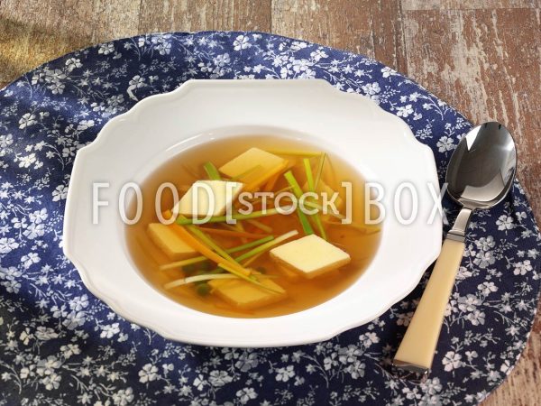 Brühe mit Eierstich