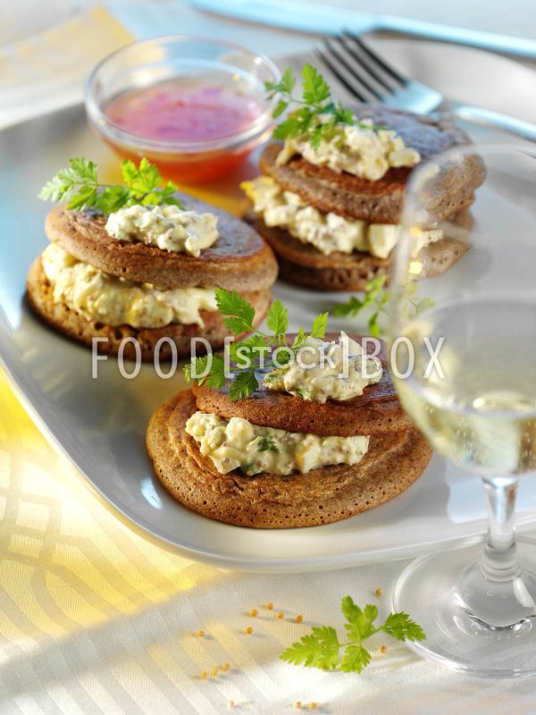Buchweizenblini mit Dip
