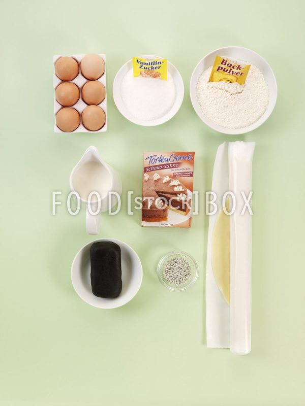 Chanel-Torte Step1