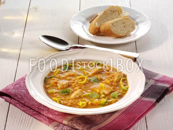 Curry-Linsensuppe mit Hähnchenbrust / Choleterinarm