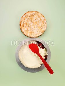 Erdbeer-Baiser-Torte Step5