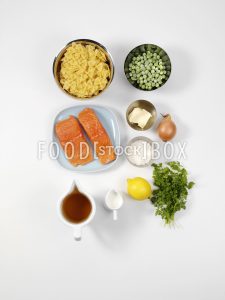 Farfalle mit Lachs-Zitronen-Sauce Step 1