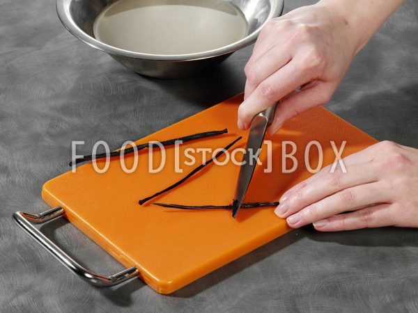 Eierlikör mit Vanilleschote 1