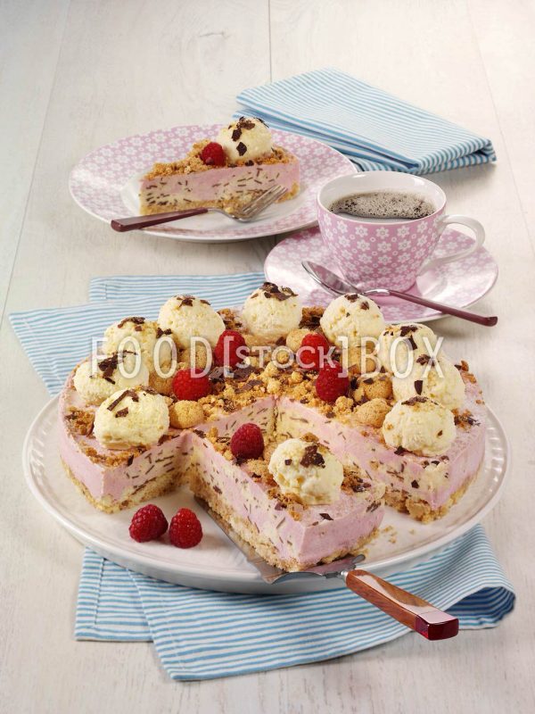 Eissplittertorte mit Amarettinis 2