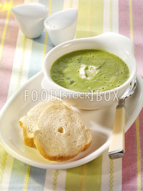 Erbsensuppe mit Crème fraîche 3