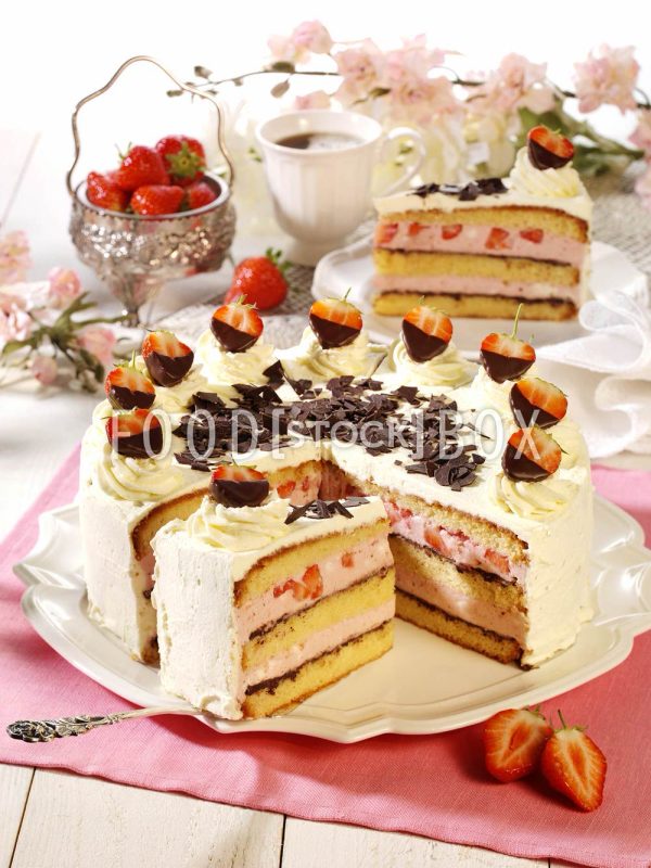 Erdbeersahne-Torte