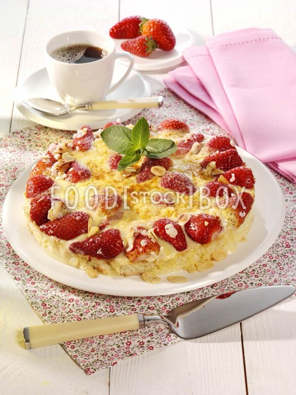 Erdbeeren mit Zabaione mit Apfelsaft