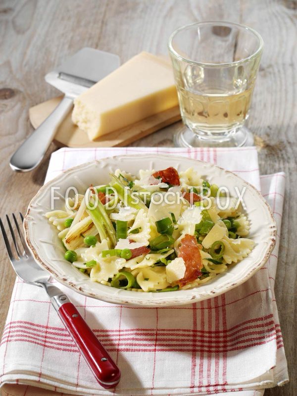 Farfalle mit Gemüse
