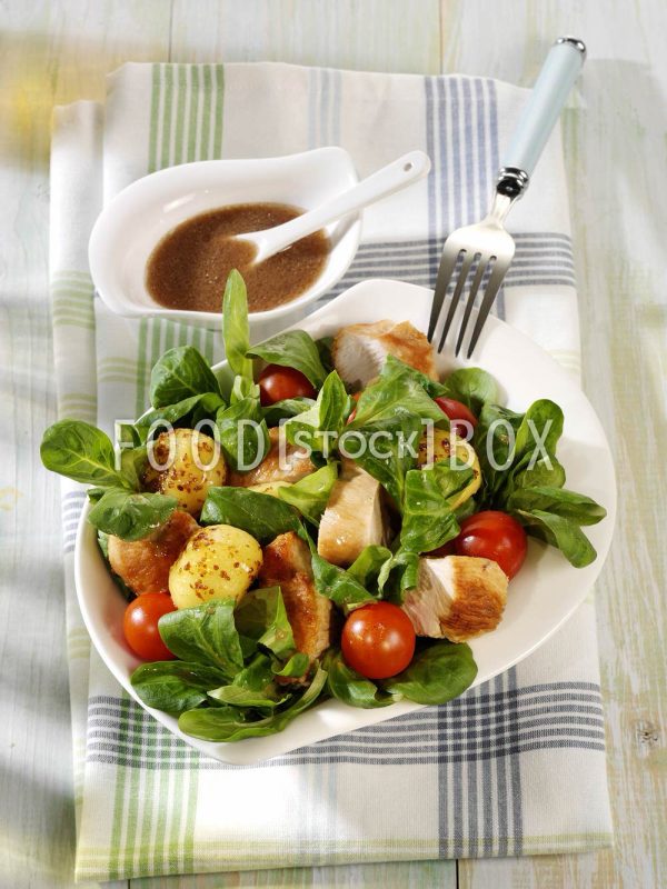 Feldsalat mit Geflügel
