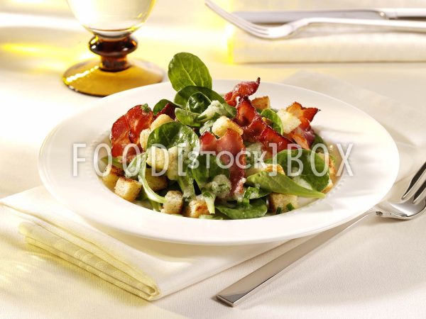 Feldsalat mit Speck