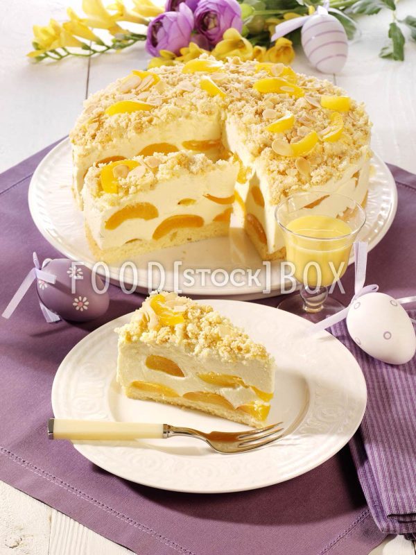 Flockentorte mit Mandelblättchen