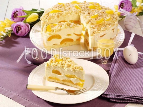 Flockentorte mit Mandelblättchen2