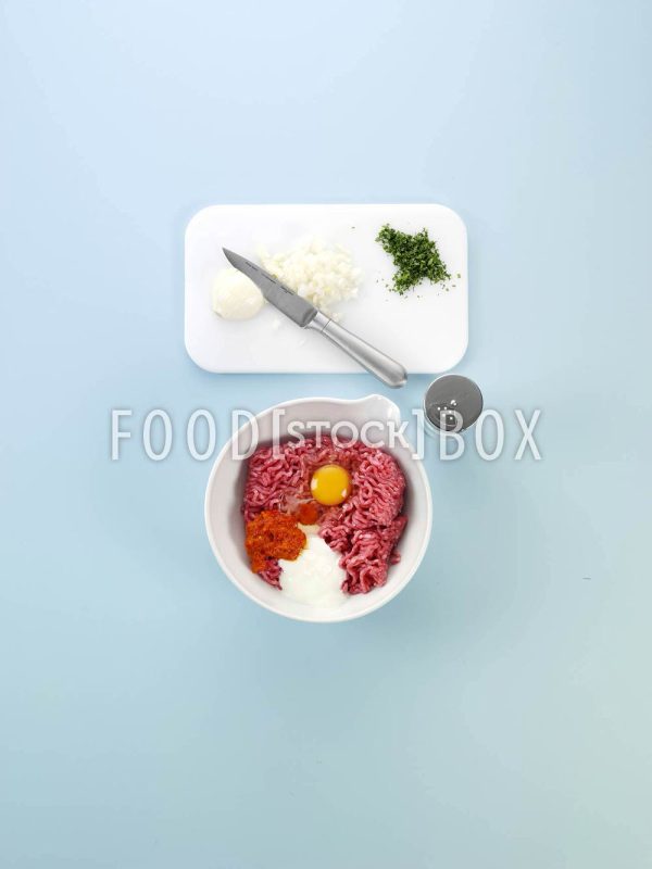 Frikadellen-Schaschlik Step 3