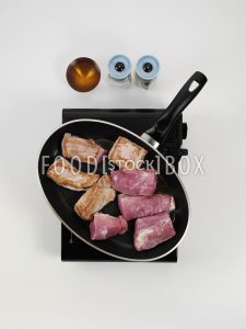 Gebackenes Schweinefilet mit Öpfeln, Honig und Zitronen Ste 2