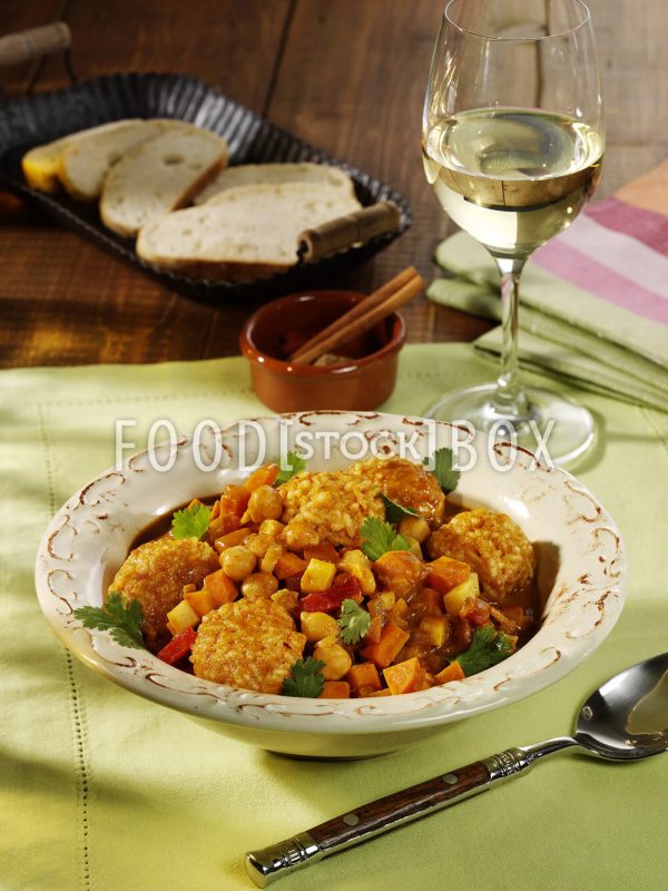 Gemüse-Stew mit Reisbällchen