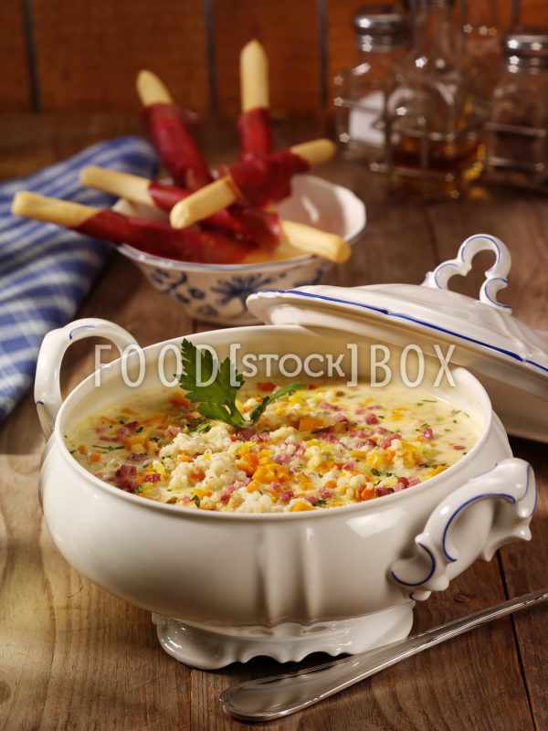 Gerstensuppe mit Bündnerfleisch