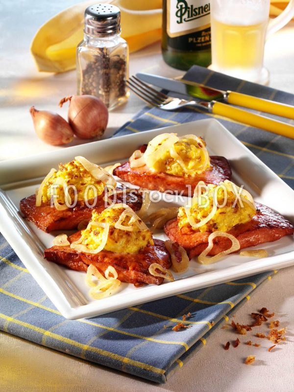 Gebackener Leberkäse mit Püree-Käse-Haube