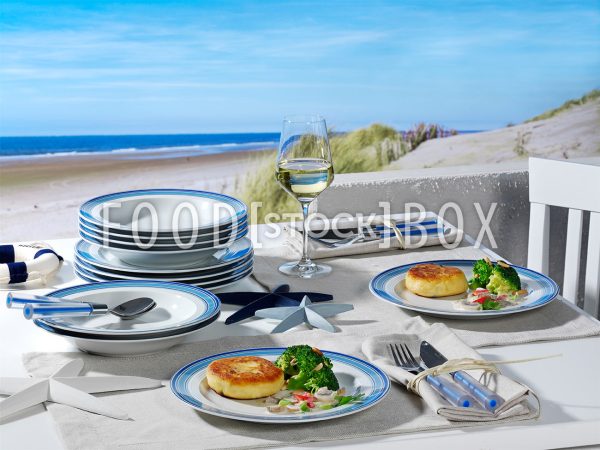 Gedeckter Tisch maritim