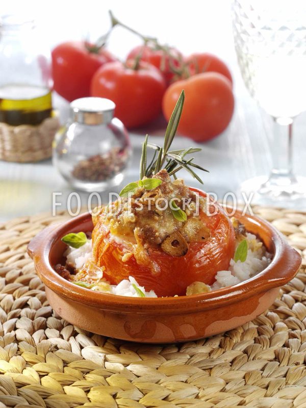 Gefüllte Tomaten mit Hackfleisch