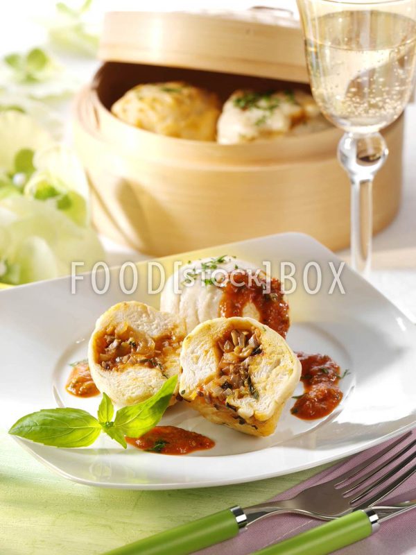 Gefüllte Knödel