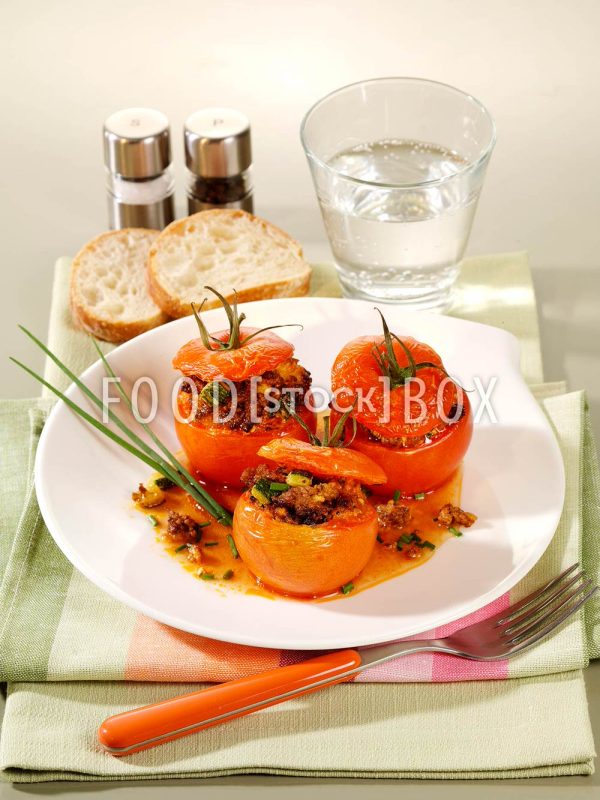 Gefüllte Schmortomaten