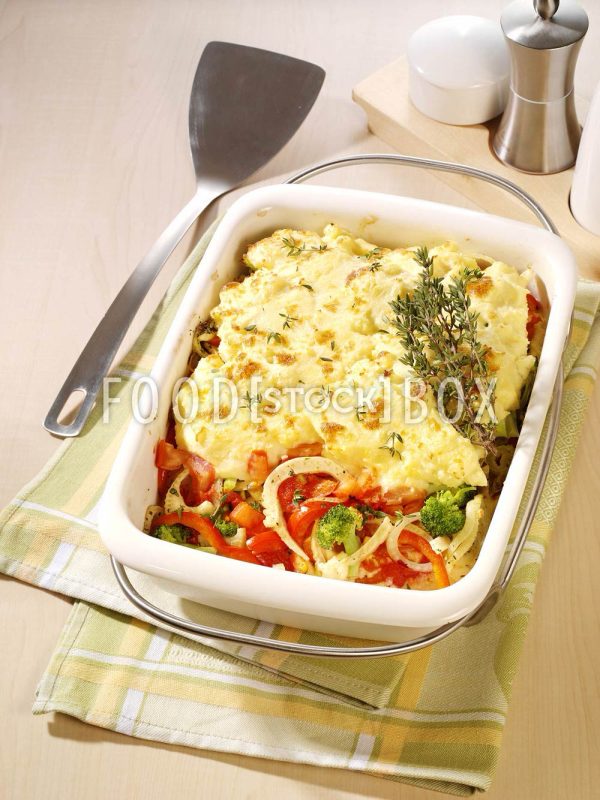 Gemüseauflauf mit Ziegnfrischkäse
