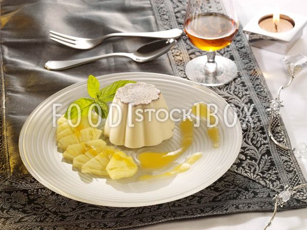 Gewürz-Panna-Cotta mit Passionsfrucht 4