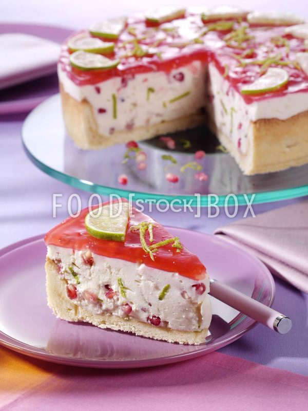 Granatapfel-Joghurt-Torte mit Limone