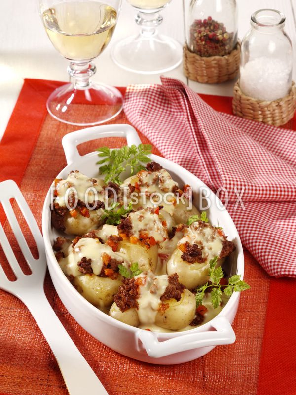 Kartoffel-Hack-Gratin mit Möhren