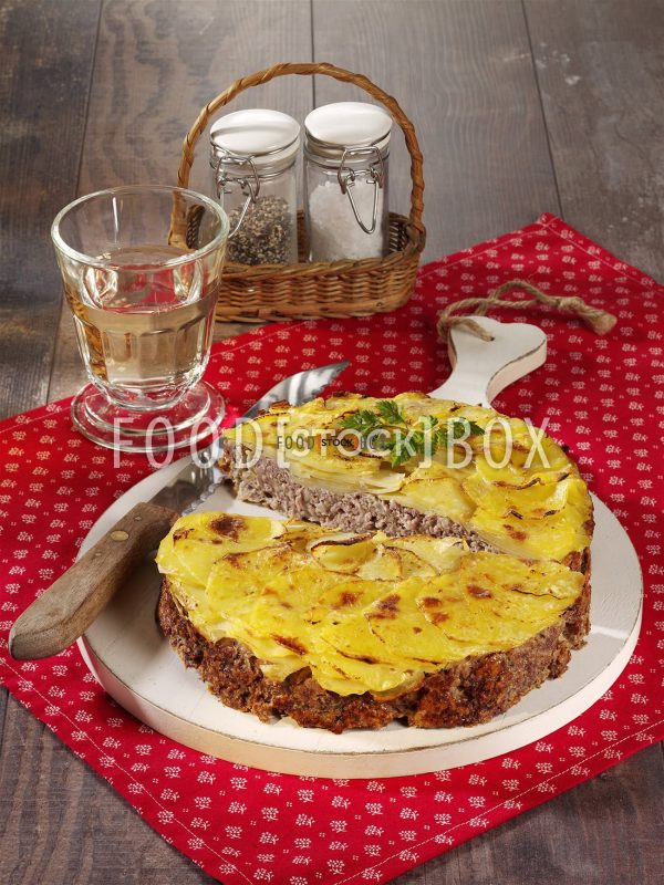 Hacktorte aus dem Ofen