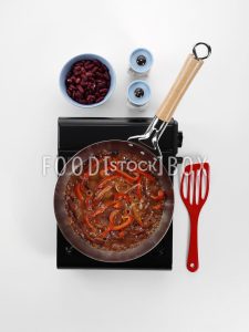 Hähnchenkeulen mit Paprika und roten Bohnen  Step 5