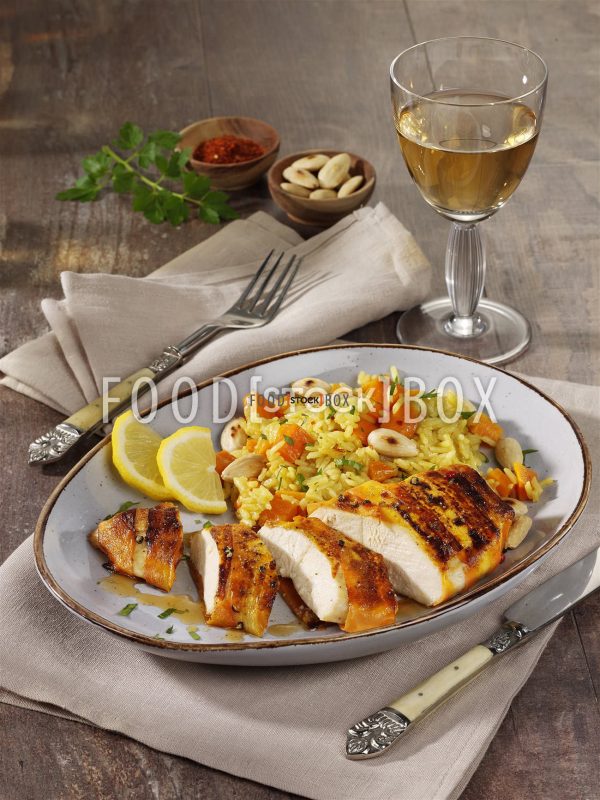 Hähnchenschnitzel im Möhrenmantel