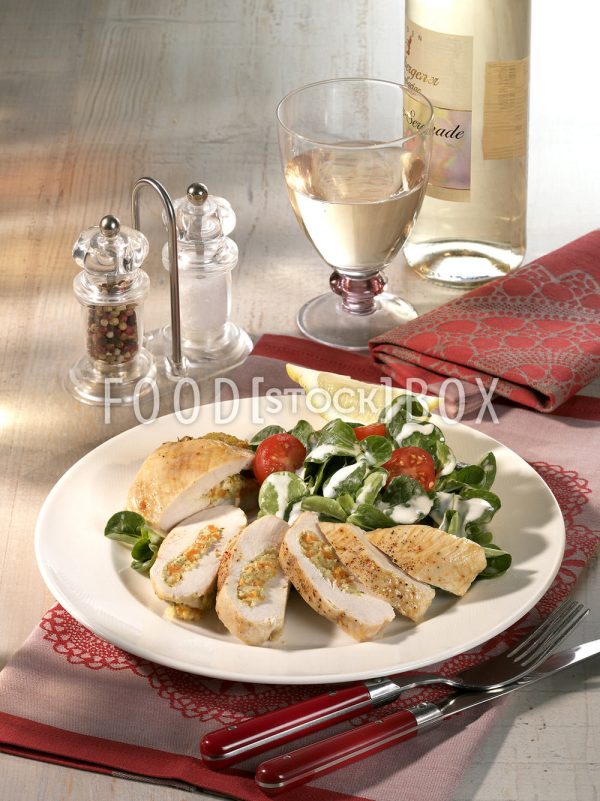 Hähnchenschnitzel mit Zitronenfüllung und Feldsalat