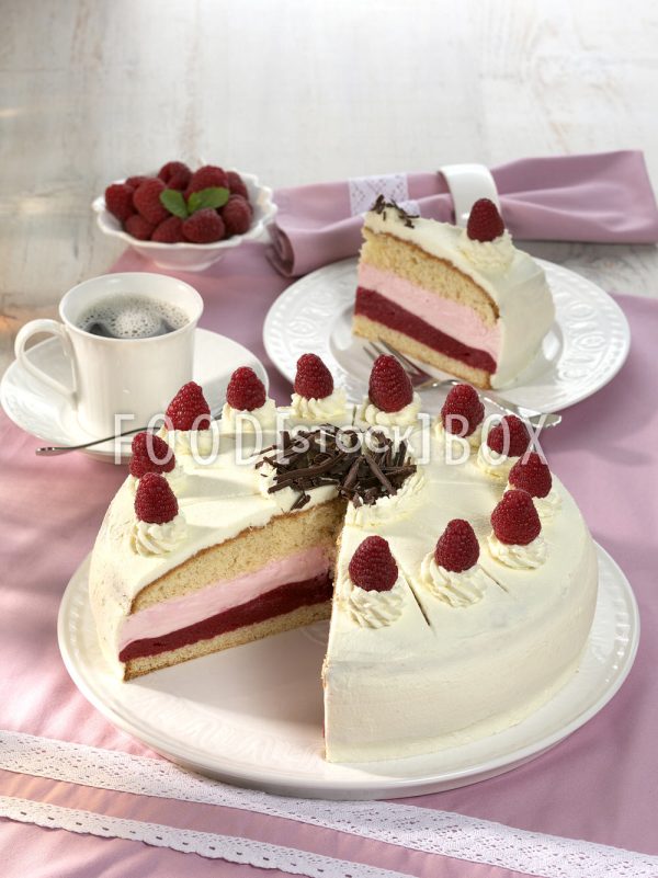 Himbeer-Joghurt-Torte 1